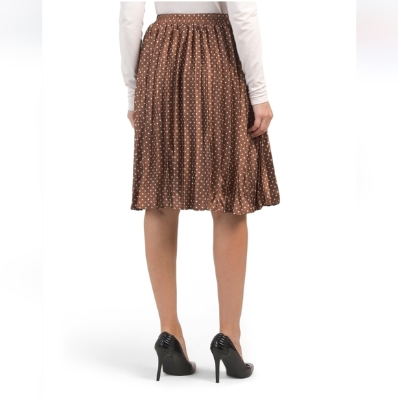 𝅺Monteau Pleated Midi Polka-dot  Printed Skirt - Picture 3 of 13